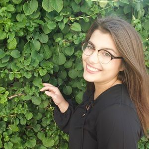 Meet your Posher, Francesca